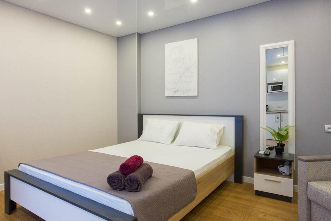 New Studio In The City Center - Mykoly Khvylovoho Str 5-2 خاركيف المظهر الخارجي الصورة
